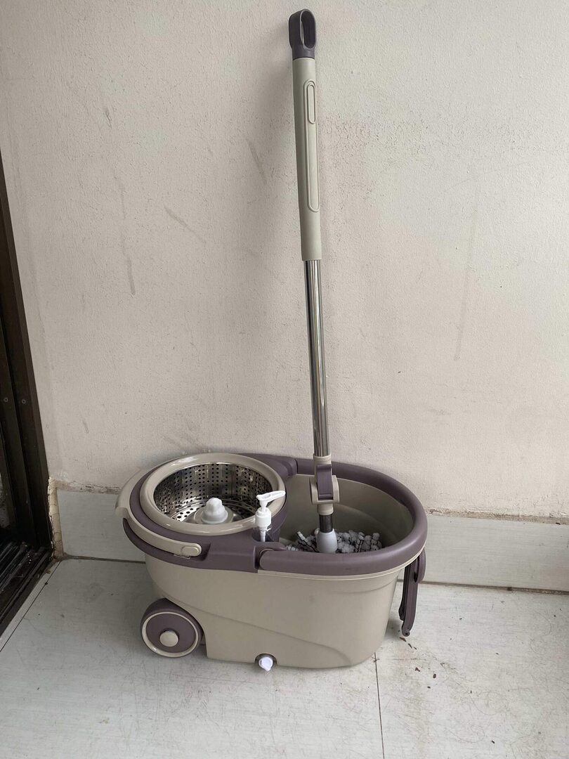 Make Cleaning A Breeze 360 Degree Floor Cleaning Spin Mop With Wheels &Amp; Mop Bucket Set A