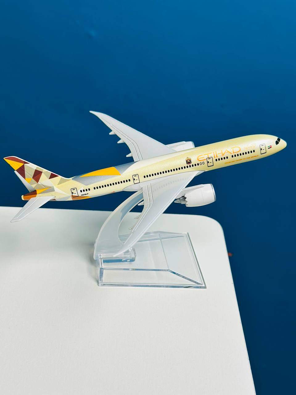 Etihad Airway B787 Metal Aircraft 16Cm