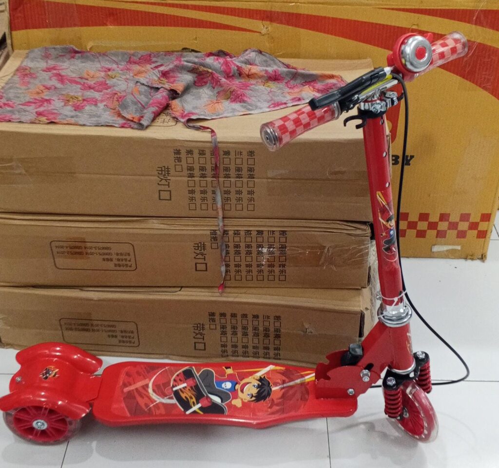 Foldable 3 Wheel Kick Scooter For Kids A